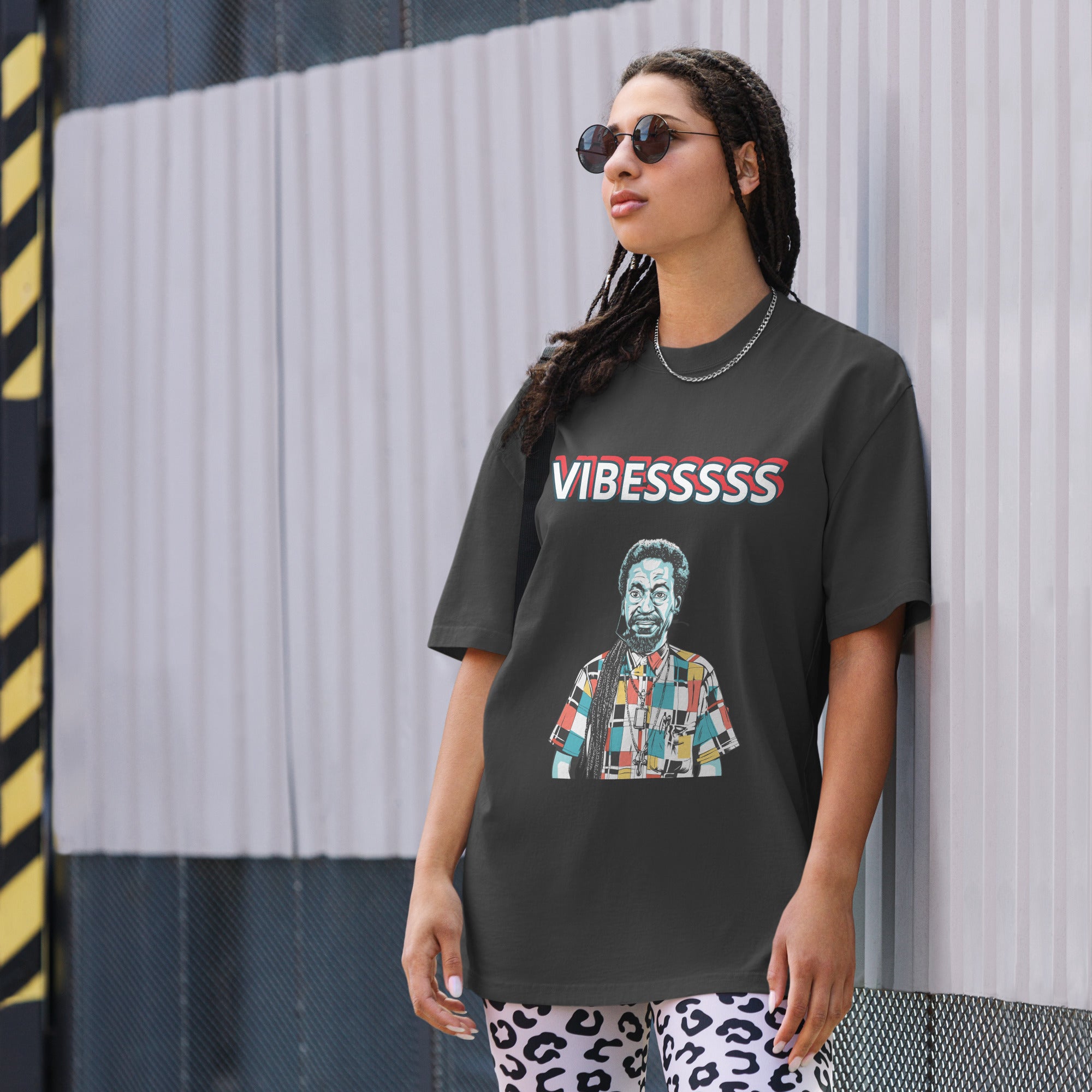 VIBESSS Oversized faded t-shirt